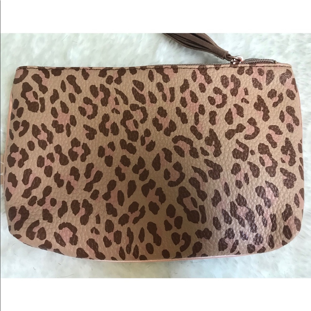 FREE - Makeup bag, cosmetics pouch, case
